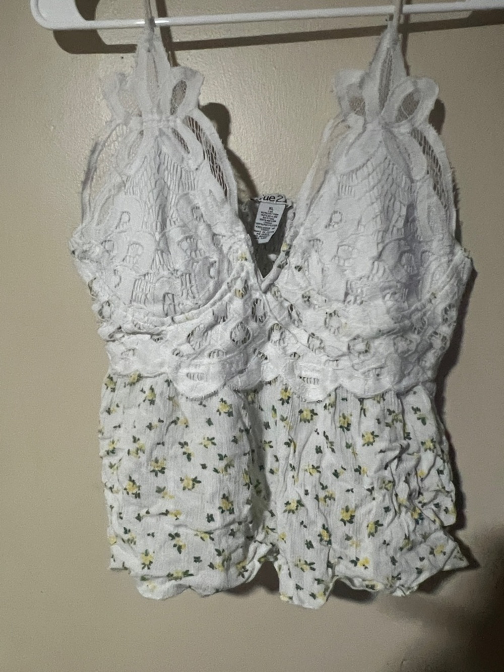 White lace & Floral Crop Tank Top